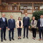 FOTO: Ministrica Suzana Lep Šimenko med Slovenci v Porabju in Madžari v Prekmurju, v Lendavi odprli prenovljeno knjižnico in nove prostore mladinskega oddelka