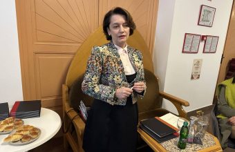 Predstavnikom medijev se je včeraj predstavila mag. Ksenija Škrilec, kandidatka za članico občinskega sveta ter Sveta MSNSOL