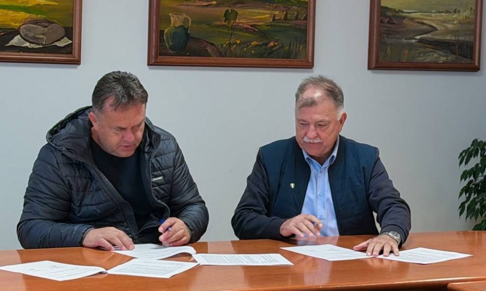 Dobrovnik: Podpis pogodbe za izvajanje del projekta MURABA Dobrovnik: Podpis pogodbe za izvajanje del projekta MURABA