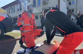 FOTO: Svetovni dan oživljanja obeležili tudi pri Zdravstvenem domu Lendava
