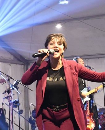 FOTO: Tanja Žagar napolnila šotor v sklopu praznovanja 30. občinskega praznika FOTO: Tanja Žagar napolnila šotor v sklopu praznovanja 30. občinskega praznika