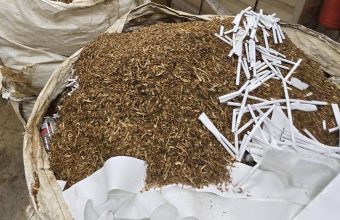 V bližini Reke odkrili še eno nezakonito tovarno cigaret, morebitna povezava z Lendavo še ni potrjena